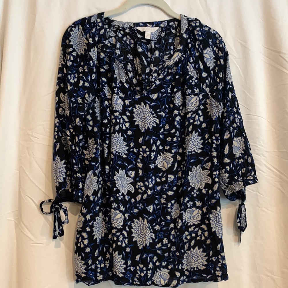 A-glow Maternity Blouse with 3/4 length sleeves - Size Large